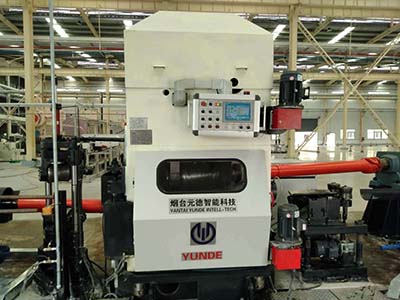 無(wú)心車(chē)床與矯直機(jī)的配合